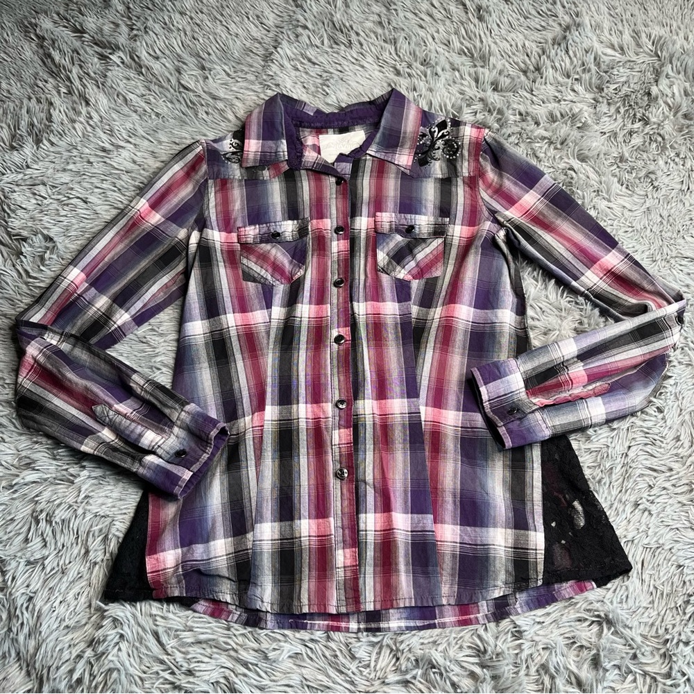 Maurices Shirt Womens Medium Button Up Plaid Fleur De Lis Embellished Premium